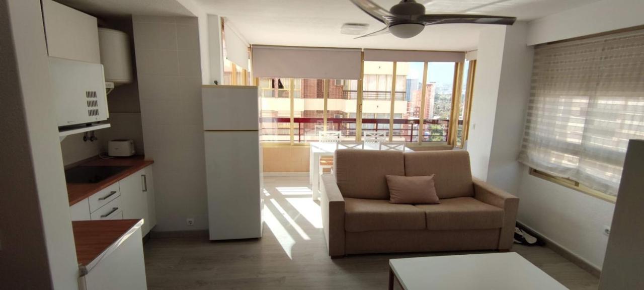 بينايدورم Precioso Apartamento Con Piscina Y Vistas Al Mar Mediterraneo. المظهر الخارجي الصورة